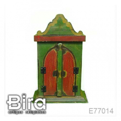 Capela em Madeira Pintada Estilo Rústica Com Porta - 13x24cm - Cód. E77014