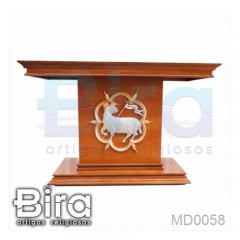 Altar em Madeira Com Cordeiro - 150x100x80cm - Cód. MD0058